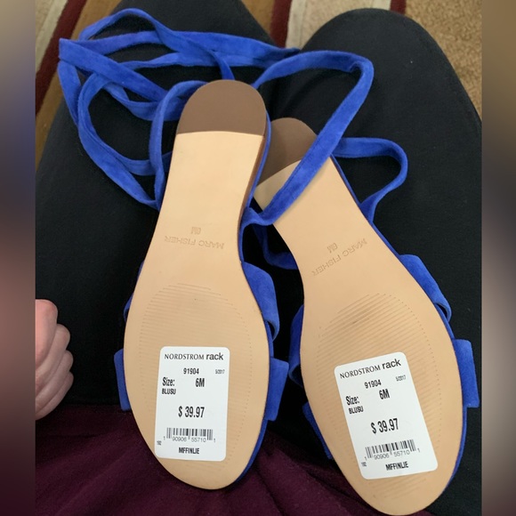 Marc Fisher Sandals - Picture 2 of 2